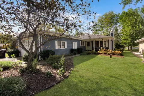 9154 402nd, Randall, WI 53128