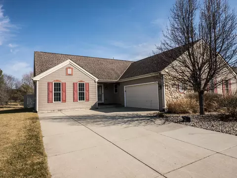 6617 Medley, Racine, WI 53402