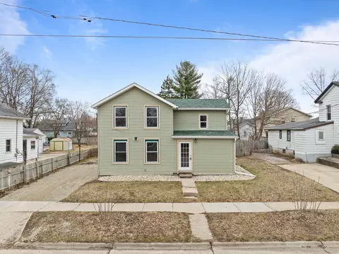 613 Lincoln, Janesville, WI 53548