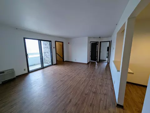 8575 N 107th, Milwaukee, WI 53224