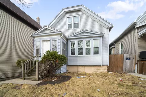 2519 S 6th, Milwaukee, WI 53215