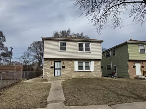 7208 W Hampton, Milwaukee, WI 53218