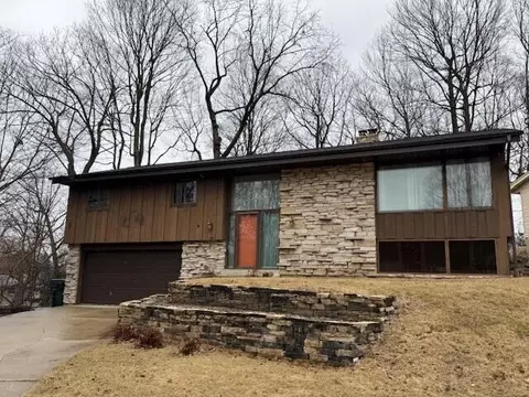 703 Decker, West Bend, WI 53090