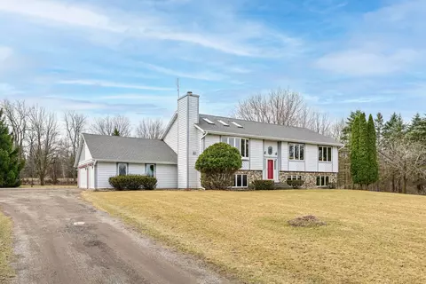 4173 Sleeping Dragon, Polk, WI 53095