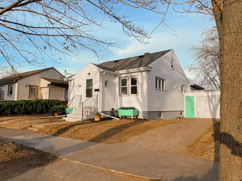 1909 13th, La Crosse, WI 54601