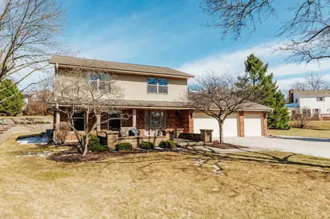 1175 Greenridge, Brookfield, WI 53045