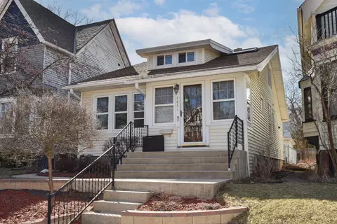 3451 N Bartlett, Milwaukee, WI 53211