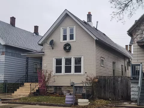 1821 S Pearl #1821 A, Milwaukee, WI 53204