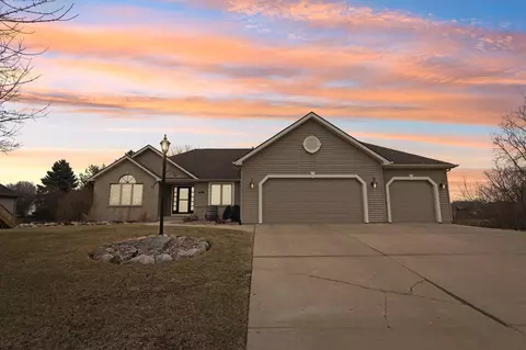 9811 81st, Pleasant Prairie, WI 53158