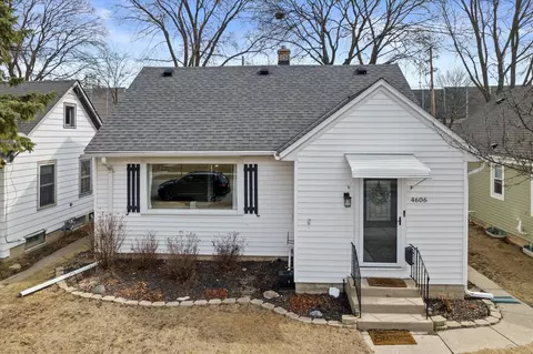 4606 N Ironwood, Glendale, WI 53209