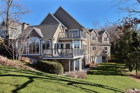 w330n6325 Hasslinger, Merton, WI 53058
