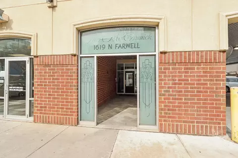 1619 N Farwell # 203, Milwaukee, WI 53202