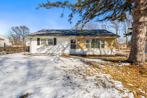 5824 S Marilyn, Milwaukee, WI 53221