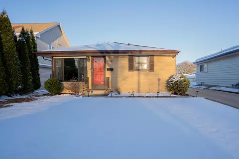 3210 S 86th, Milwaukee, WI 53227
