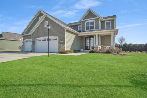 n61w13761 Weyer Farm, Menomonee Falls, WI 53051
