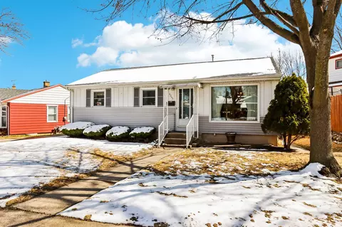 6245 W Idaho, Milwaukee, WI 53219