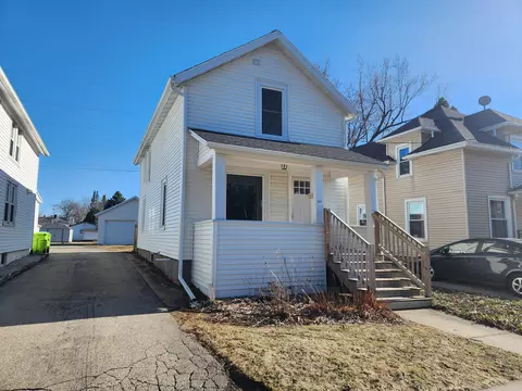 914 E Wisconsin, Delavan, WI 53115