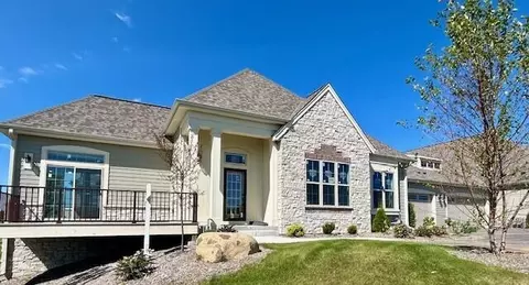 1505 Sandhill #3F, Hartland, WI 53029