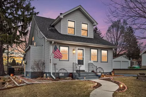 520 Jackson, West Bend, WI 53090