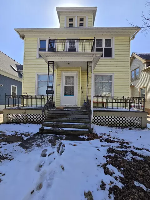 1217 Lincoln #1217A, Sheboygan, WI 53081