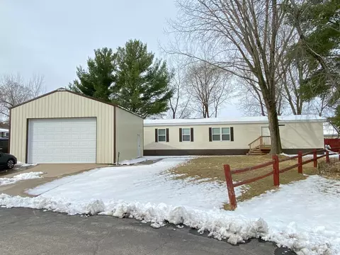 35 Buckingham, Holmen, WI 54636