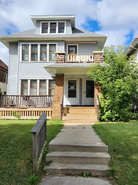 2471 N 50th #2473, Milwaukee, WI 53210