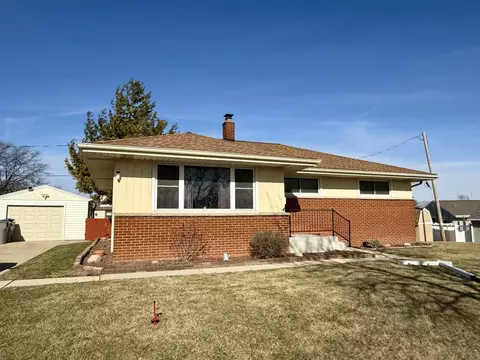 4407 S Tennessee, Milwaukee, WI 53221