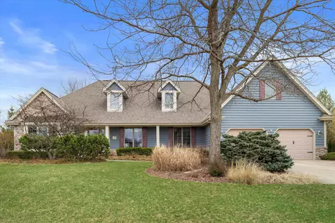 5650 S Andrae, New Berlin, WI 53151