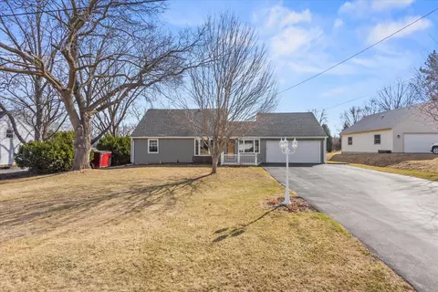 3720 Fiebrantz, Brookfield, WI 53005