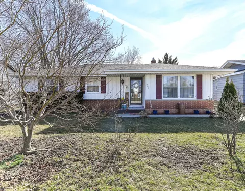 1651 C A Becker, Racine, WI 53406