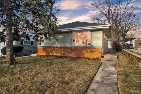 4525 S Logan, Milwaukee, WI 53207