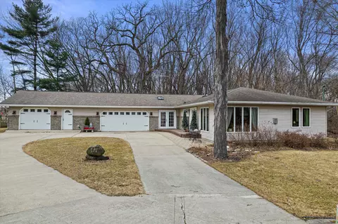 w8554 East Lake Drive, Sumner, WI 53538
