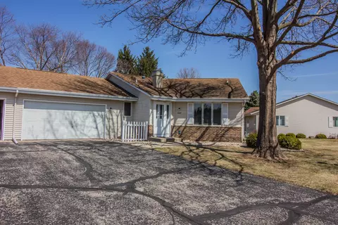 4007 Dorchester, Janesville, WI 53546