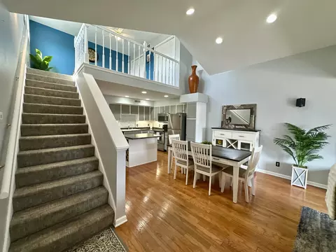 n17w26873 E Fieldhack #H, Pewaukee, WI 53072