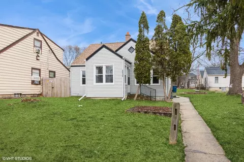 5512 N Hopkins, Milwaukee, WI 53209