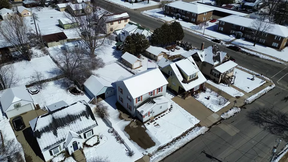View/Area - 313 E Ctr, Shawano, WI 54166 photo 2 of 4