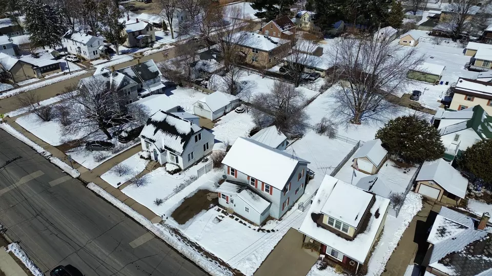 View/Area - 313 E Ctr, Shawano, WI 54166 photo 3 of 4