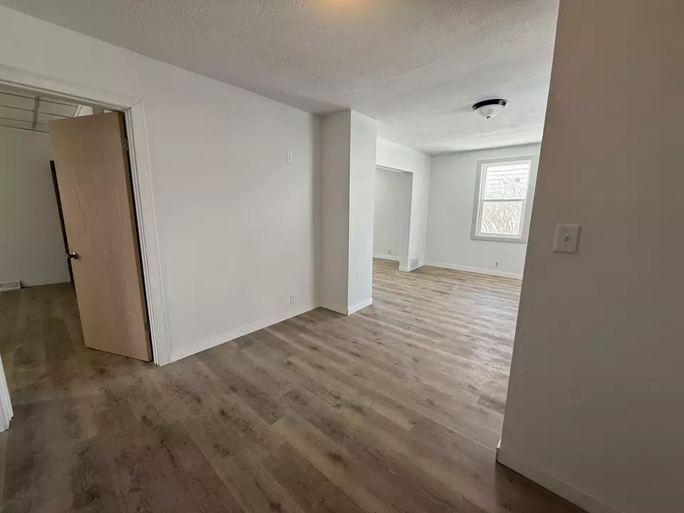 Entry Way - 313 E Ctr, Shawano, WI 54166 photo 1 of 1