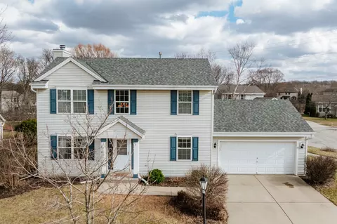 2103 Springbrook, Waukesha, WI 53186