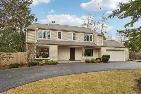 7607 N N Lk, Fox Point, WI 53217