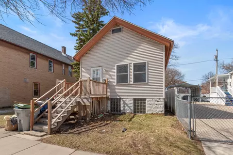 1649 S Muskego, Milwaukee, WI 53204