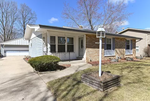 6101 N 122nd, Milwaukee, WI 53225