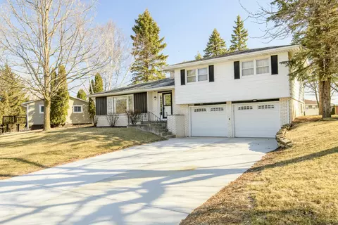 1010 Kathryn, Mayville, WI 53050