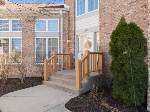 1509 Highland #8-39, Geneva, WI 53147