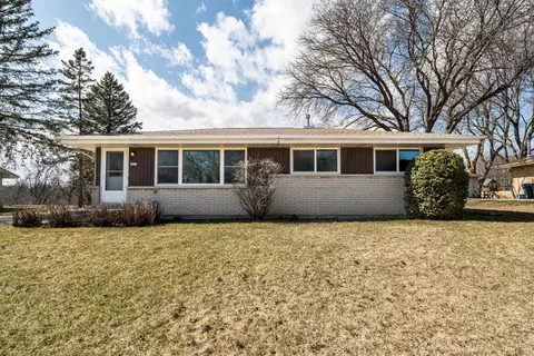 5413 Middleton, Greendale, WI 53129