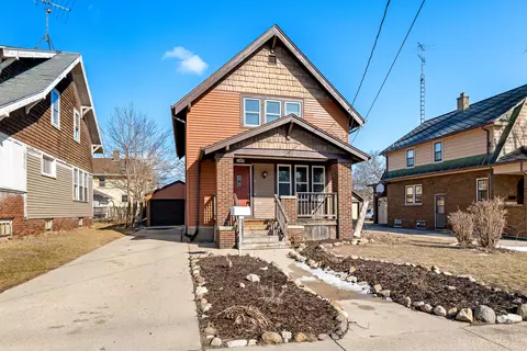 1605 S 14th, Manitowoc, WI 54220