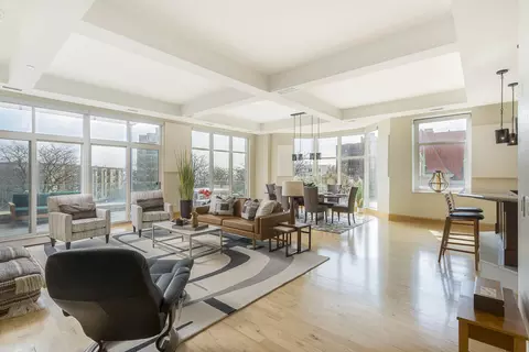 1313 N Franklin #304, Milwaukee, WI 53202
