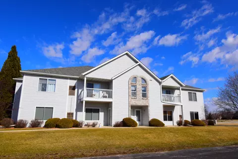 1751 Wildlife #1, Kewaskum, WI 53040
