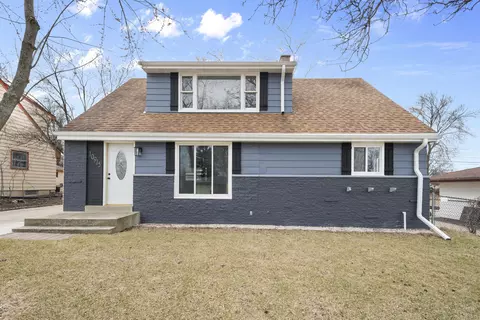 10915 W Stark St, Milwaukee, WI 53225