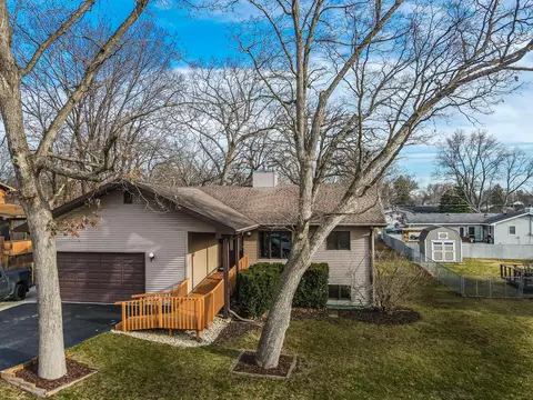 1620 Swallow, Twin Lakes, WI 53181